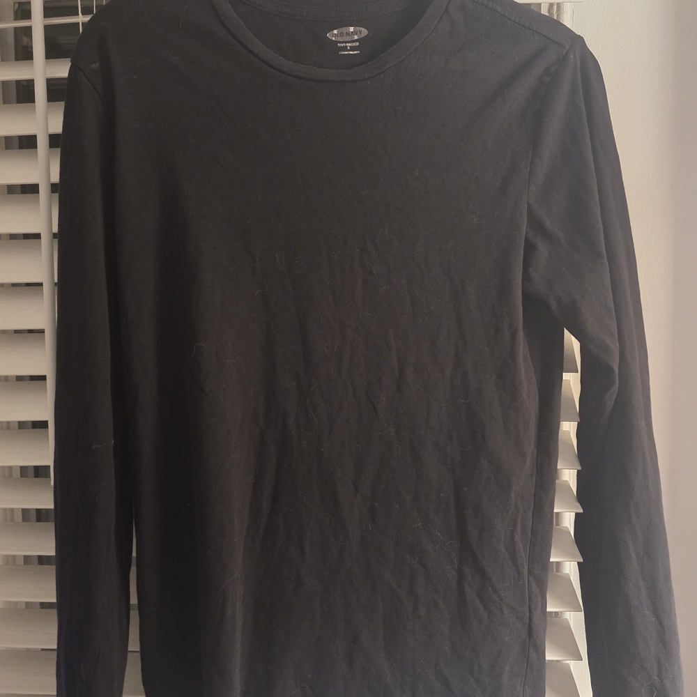Old Navy Men's Charcoal Long Sleeve Tee
